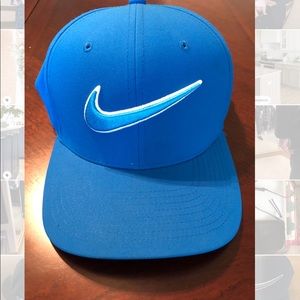 Blue nike hat. Never been worn